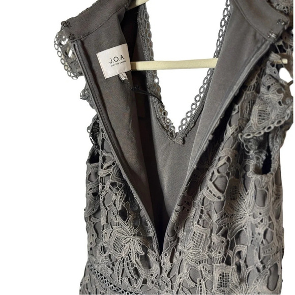 J.O.A. Floral Lace Choker Neck Fit & Flare Dress Charcoal Gray | Size Small NWT - Picture 9 of 9